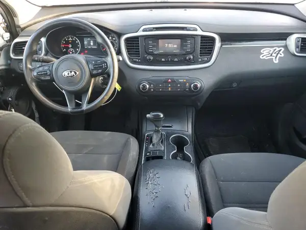 5XYPG4A31GG100185 2016 KIA SORENTO - Image 8