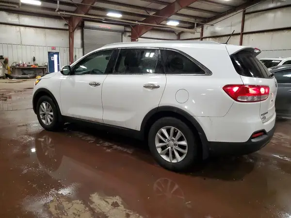 5XYPG4A31GG103619 2016 KIA SORENTO - Image 2