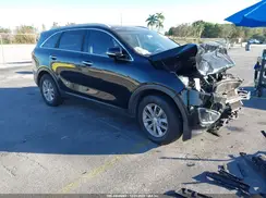 5XYPG4A31GG114281 2016 KIA SORENTO