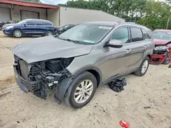 5XYPG4A31GG114796 2016 KIA SORENTO