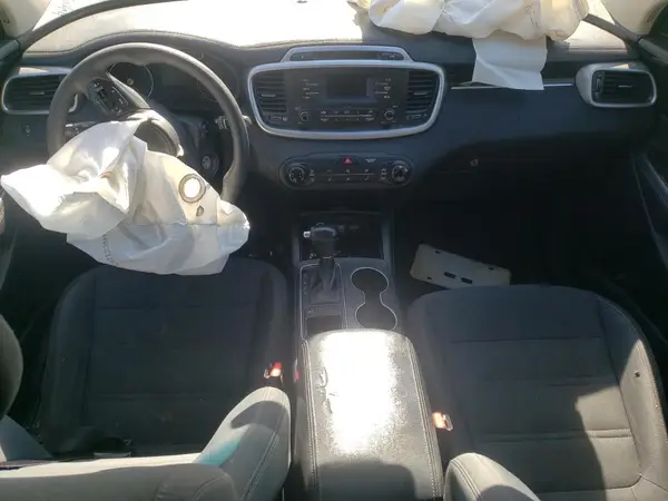 5XYPG4A31GG118315 2016 KIA SORENTO - Image 8