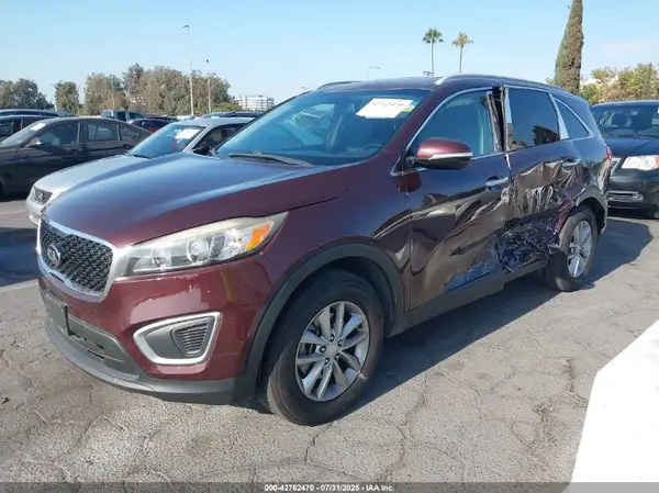 5XYPG4A31GG118749 2016 KIA SORENTO - Image 2
