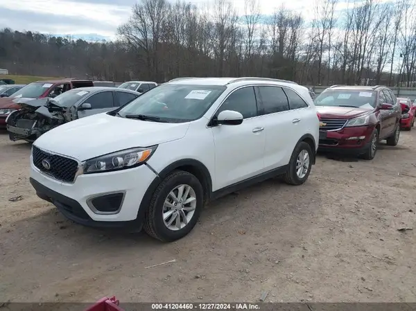 5XYPG4A31GG123000 2016 KIA SORENTO - Image 2