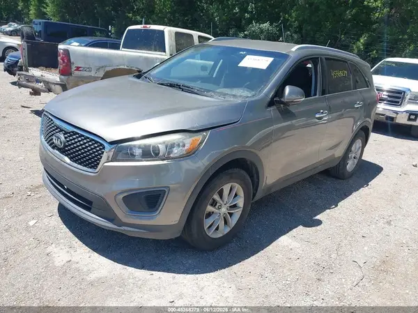 5XYPG4A31GG123126 2016 KIA SORENTO - Image 2