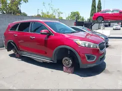 5XYPG4A31GG132697 2016 KIA SORENTO