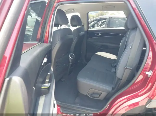5XYPG4A31GG132697 2016 KIA SORENTO - Image 8