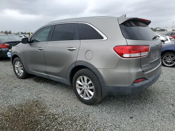 5XYPG4A31GG143876 2016 KIA SORENTO - Image 2