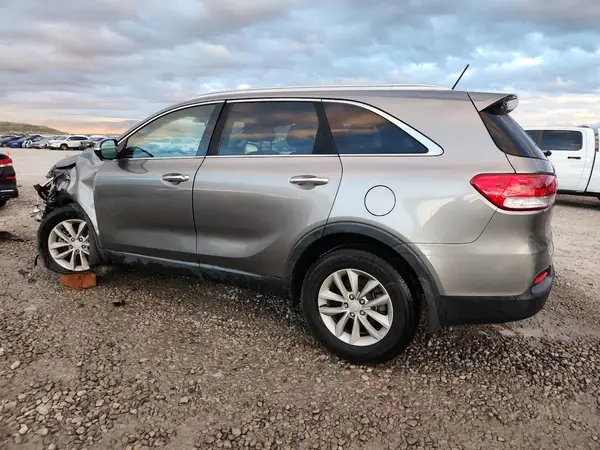 5XYPG4A31GG146180 2016 KIA SORENTO - Image 2