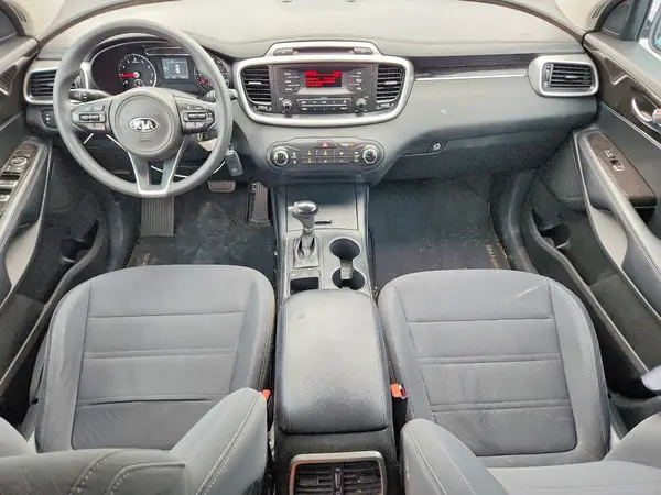 5XYPG4A31GG163139 2016 KIA SORENTO - Image 8
