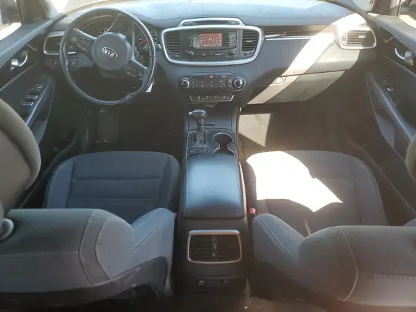 5XYPG4A31GG166364 2016 KIA SORENTO - Image 8