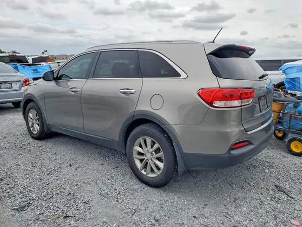 5XYPG4A31GG167868 2016 KIA SORENTO - Image 2