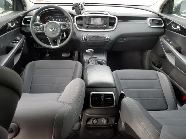 5XYPG4A31GG168082 2016 KIA SORENTO - Image 8