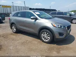 5XYPG4A31GG186565 2016 KIA SORENTO