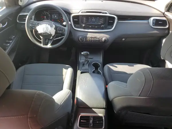 5XYPG4A31HG191167 2017 KIA SORENTO - Image 8