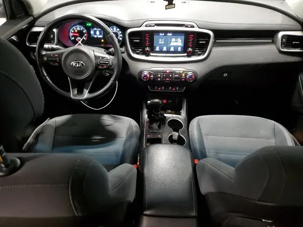 5XYPG4A31HG211014 2017 KIA SORENTO - Image 8
