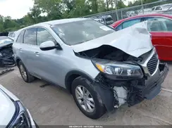 5XYPG4A31HG211563 2017 KIA SORENTO