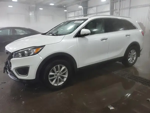 5XYPG4A31HG215595 2017 KIA SORENTO - Image 1