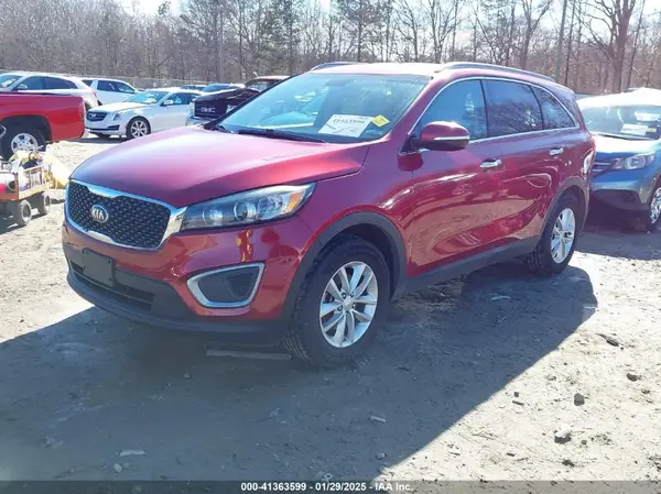 5XYPG4A31HG218626 2017 KIA SORENTO - Image 2