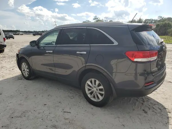 5XYPG4A31HG221753 2017 KIA SORENTO - Image 2