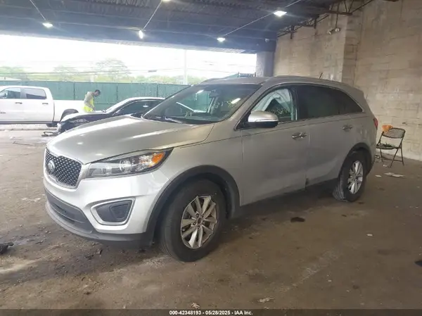 5XYPG4A31HG234552 2017 KIA SORENTO - Image 2