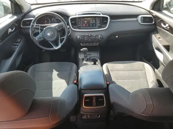5XYPG4A31HG241999 2017 KIA SORENTO - Image 8