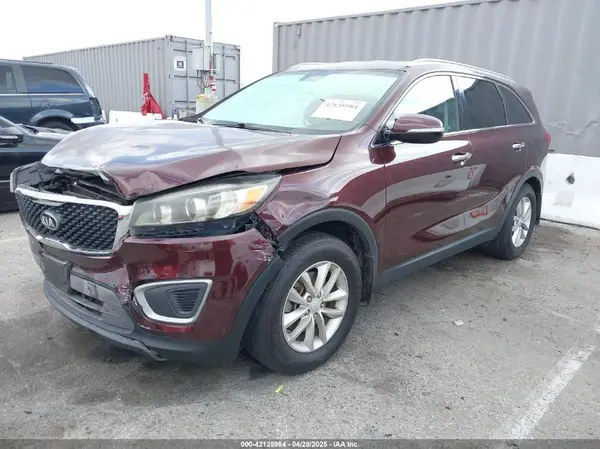 5XYPG4A31HG248662 2017 KIA SORENTO - Image 2