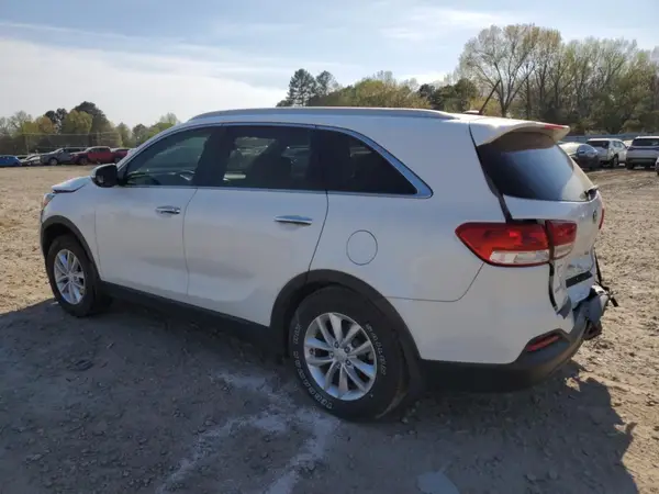 5XYPG4A31HG251660 2017 KIA SORENTO - Image 2