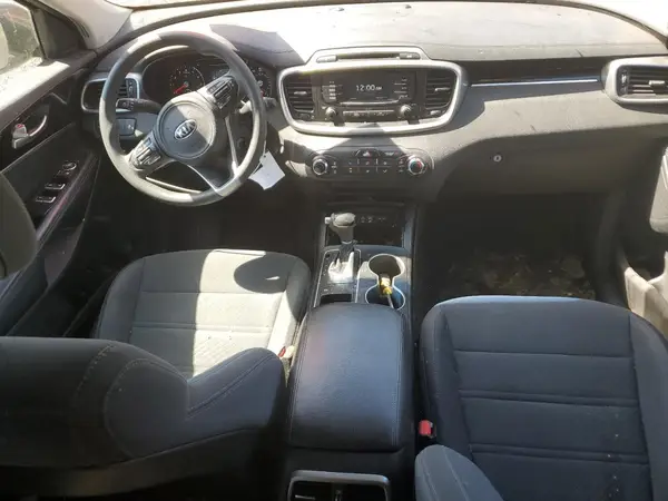 5XYPG4A31HG258365 2017 KIA SORENTO - Image 8