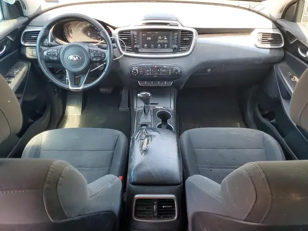 5XYPG4A31HG260620 2017 KIA SORENTO - Image 8