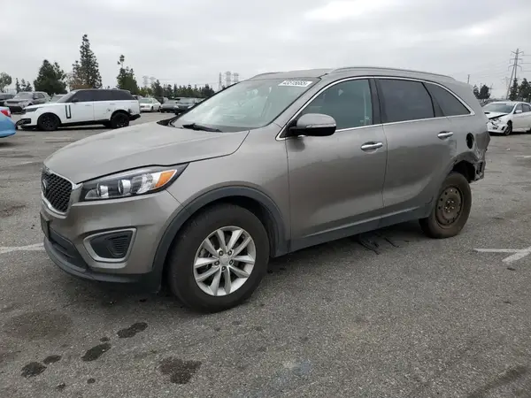 5XYPG4A31HG263260 2017 KIA SORENTO - Image 1