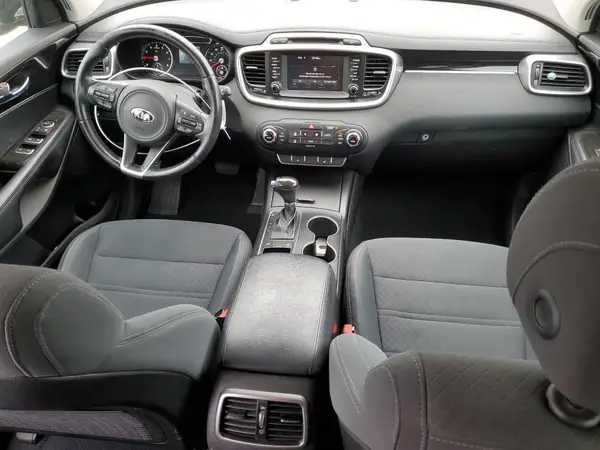 5XYPG4A31HG263260 2017 KIA SORENTO - Image 8