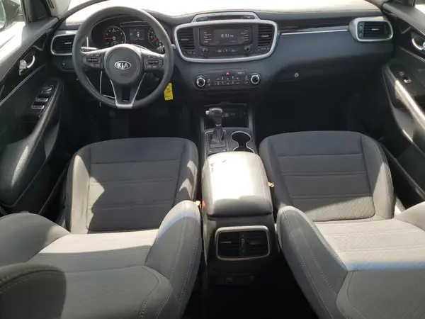 5XYPG4A31HG265302 2017 KIA SORENTO - Image 8