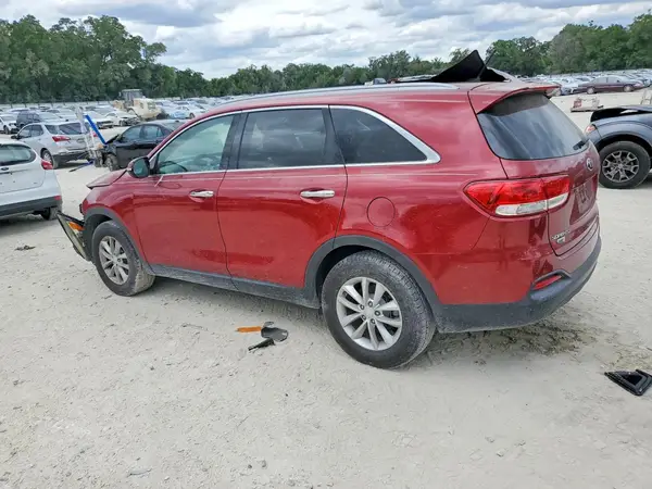5XYPG4A31HG267745 2017 KIA SORENTO - Image 2