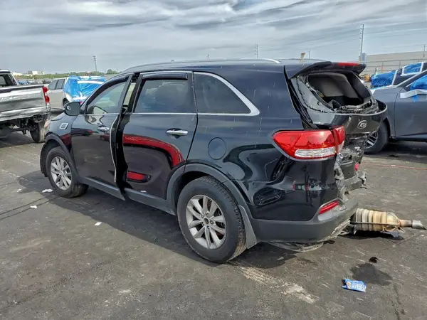 5XYPG4A31HG281211 2017 KIA SORENTO - Image 2