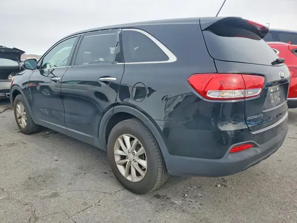 5XYPG4A31HG285212 2017 KIA SORENTO - Image 2