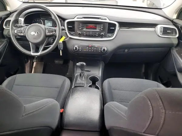 5XYPG4A31HG285212 2017 KIA SORENTO - Image 8