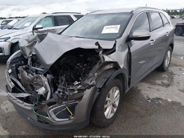 5XYPG4A31HG285453 2017 KIA SORENTO - Image 2