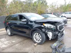 5XYPG4A31HG285811 2017 KIA SORENTO