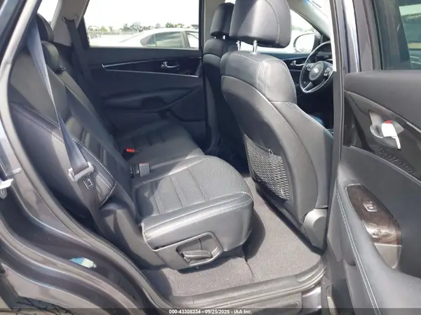 5XYPG4A31HG286229 2017 KIA SORENTO - Image 8