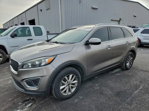 5XYPG4A31HG294542 2017 KIA SORENTO - Image 1