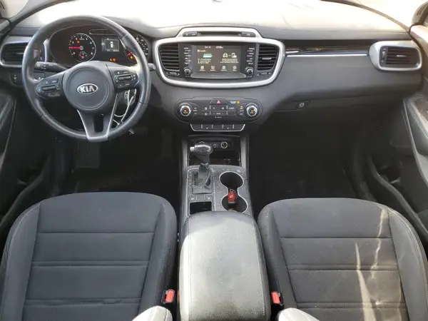 5XYPG4A31HG299840 2017 KIA SORENTO - Image 8
