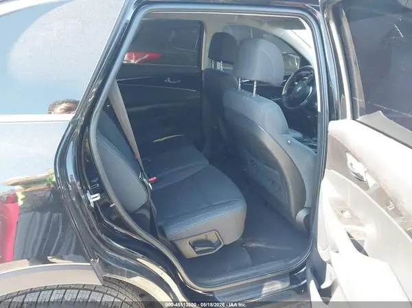 5XYPG4A31HG300548 2017 KIA SORENTO - Image 8