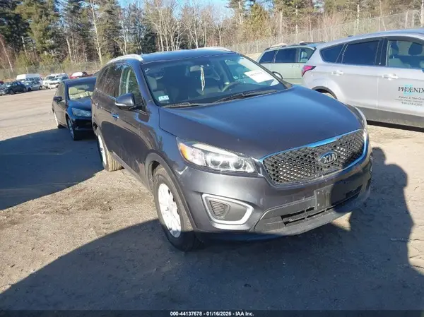 5XYPG4A31HG334456 2017 KIA SORENTO - Image 1