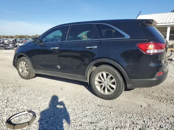 5XYPG4A31HG337051 2017 KIA SORENTO - Image 2