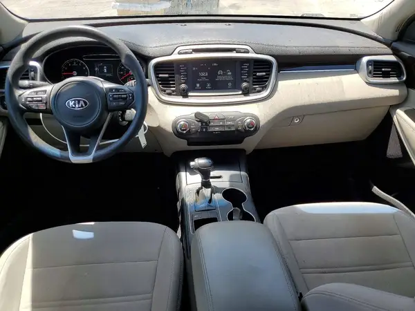 5XYPG4A31JG339114 2018 KIA SORENTO - Image 8