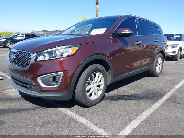 5XYPG4A31JG340697 2018 KIA SORENTO - Image 2