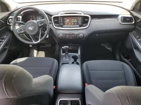 5XYPG4A31JG346631 2018 KIA SORENTO - Image 8