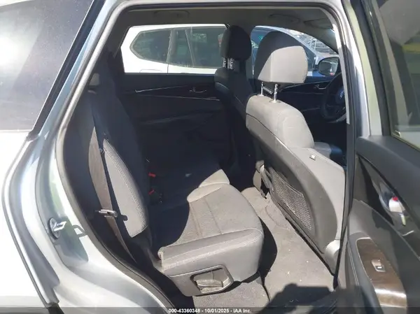 5XYPG4A31JG347830 2018 KIA SORENTO - Image 8