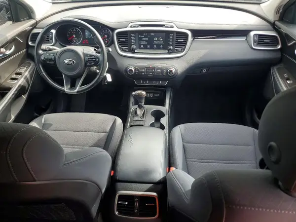 5XYPG4A31JG349948 2018 KIA SORENTO - Image 8
