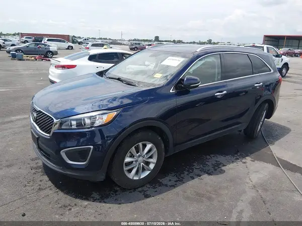 5XYPG4A31JG352283 2018 KIA SORENTO - Image 2